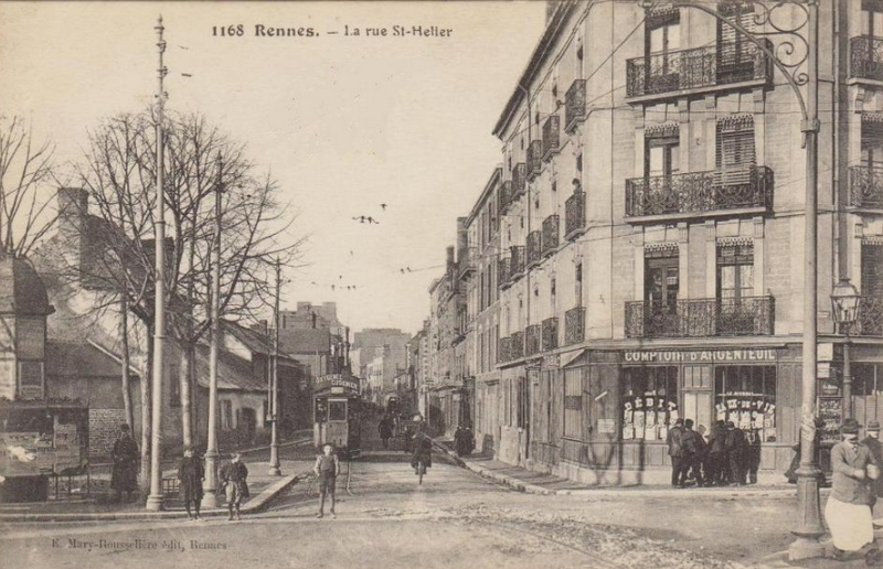 Fichier:Rue St Hélier et tramway.png