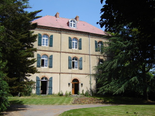 Chateau Drouetiere annees 2000.JPG