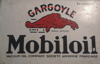 Fichier:Mobiloil Gargoyle.jpg
