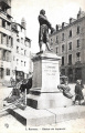 La statue de Leperdit. CP éditée par Léon et Lévy (LL). Coll YRG et AmR 44Z