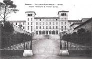 Ecole saint-Vincent-de-Paul. l'Entrée. Hôpital Militaire n° 4. Guerre de 1914. Mary-Rousselière. Coll. YRG et AmR 44Z