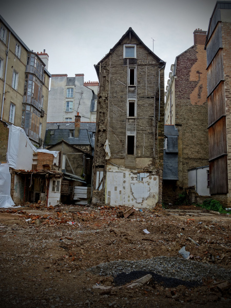 Fichier:Destruction-Rue-Dreyfus-16-Aout-2020-02.jpg