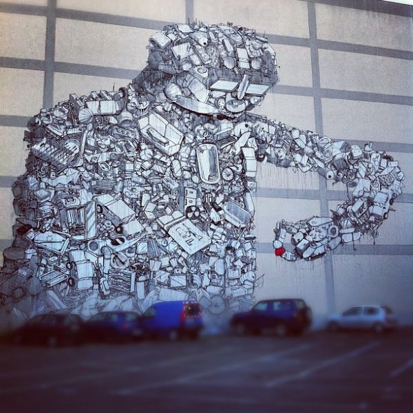 Fichier:Street art vu au parking de France 3 derriere le TNB.jpg