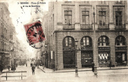 Place du Palais et rue de Bourbon. Carte postale Edit, Frédo Bastié Rennes 3. Coll. YRG