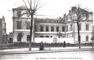 Le Musée - Vue prise sur l'Avenue de la Gare. Mary-Rousselière 1291. Coll. YRG et AmR 44Z1999