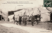 le Biplan de l'aviateur de Lesseps après soon brusque atterrissage du 31 juillet